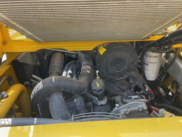 2021 New Holland L328 Image