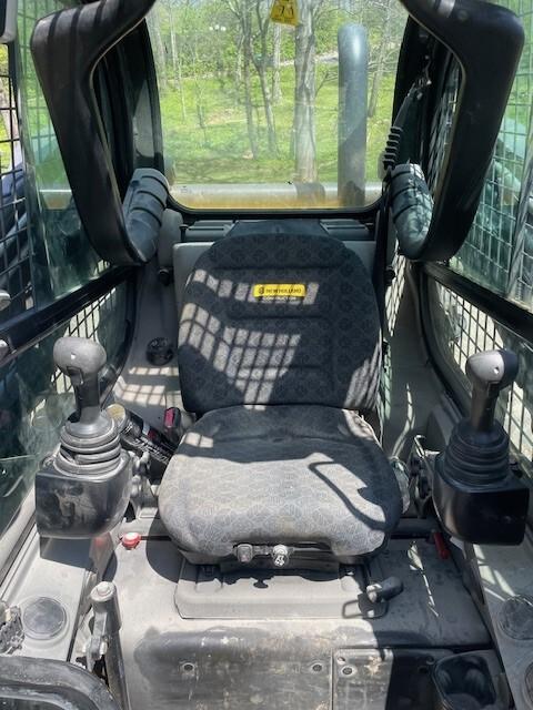 2021 New Holland L328 Image