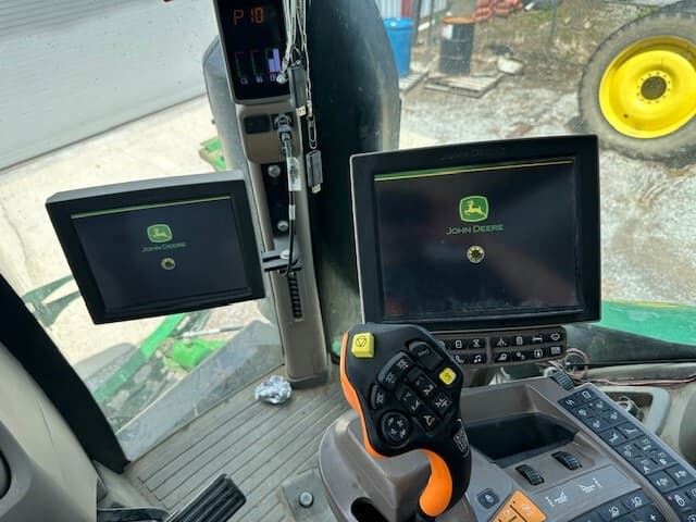 2021 John Deere R4038 Image