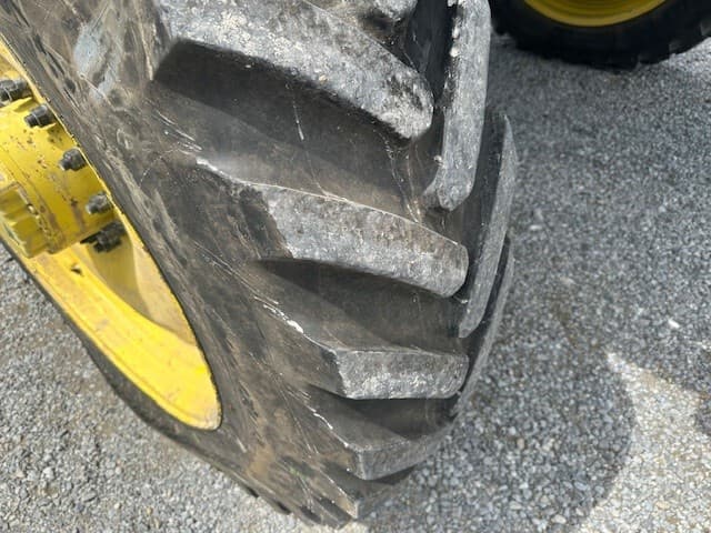 2021 John Deere R4038 Image