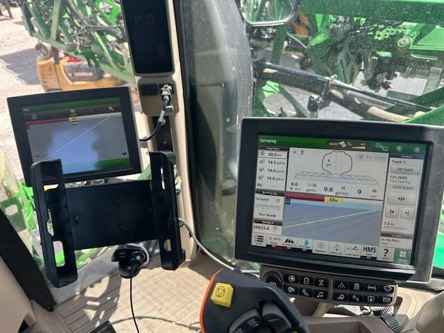 2021 John Deere R4038 Image