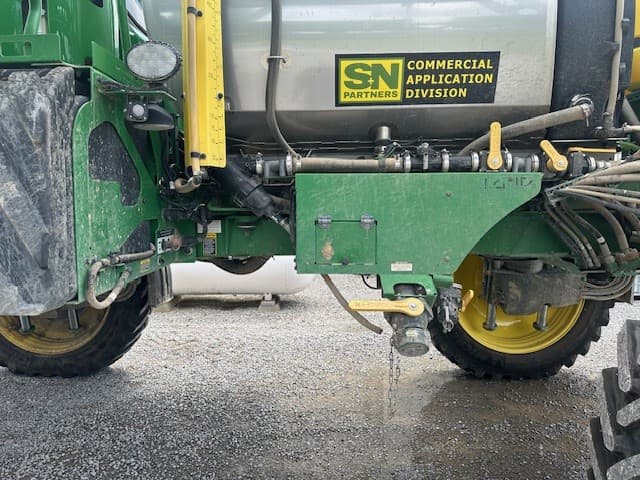 2021 John Deere R4038 Image