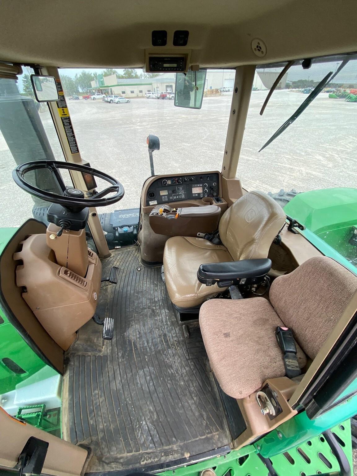 2011 John Deere 9230 Image