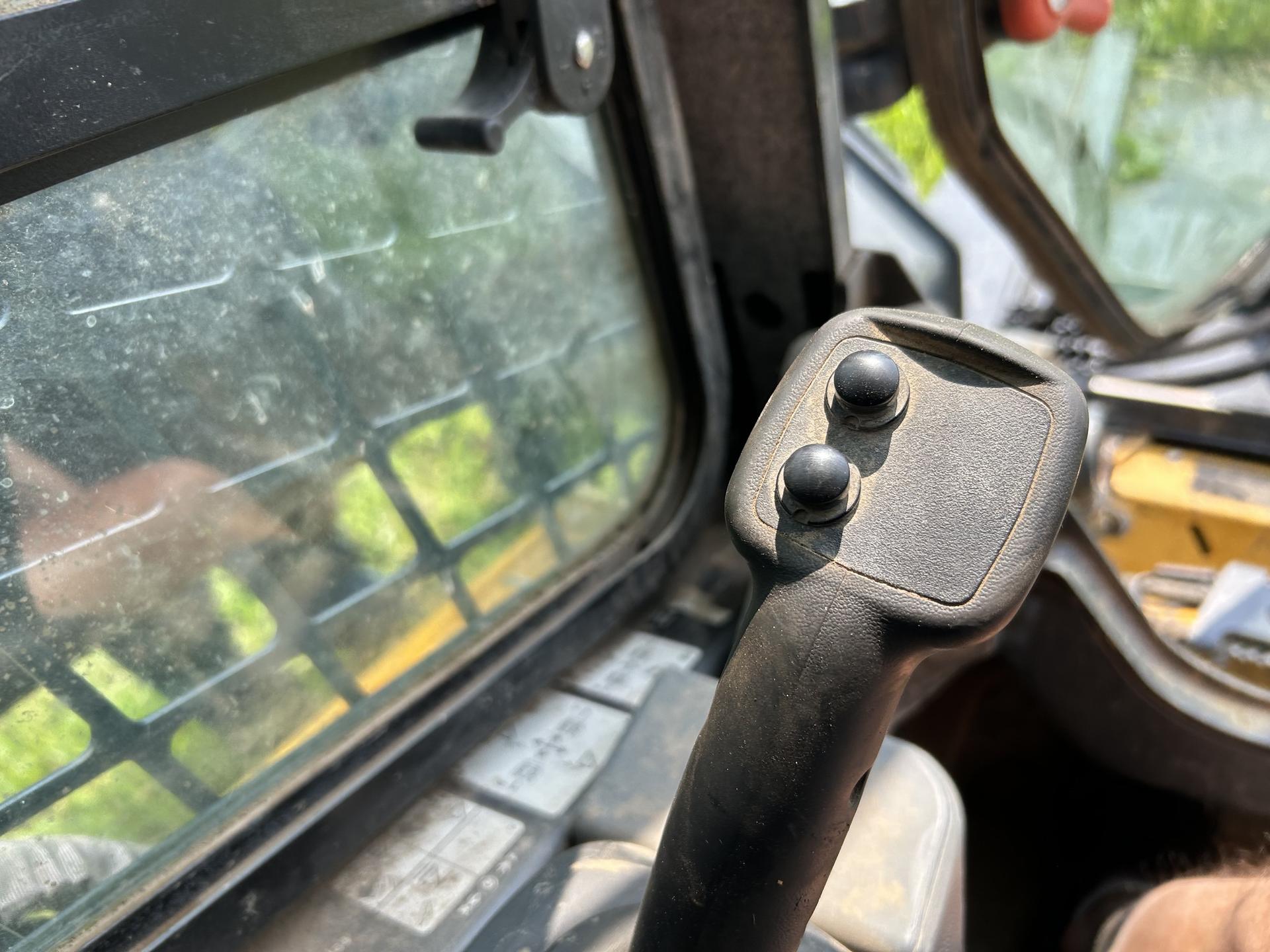 2021 John Deere 333G Image