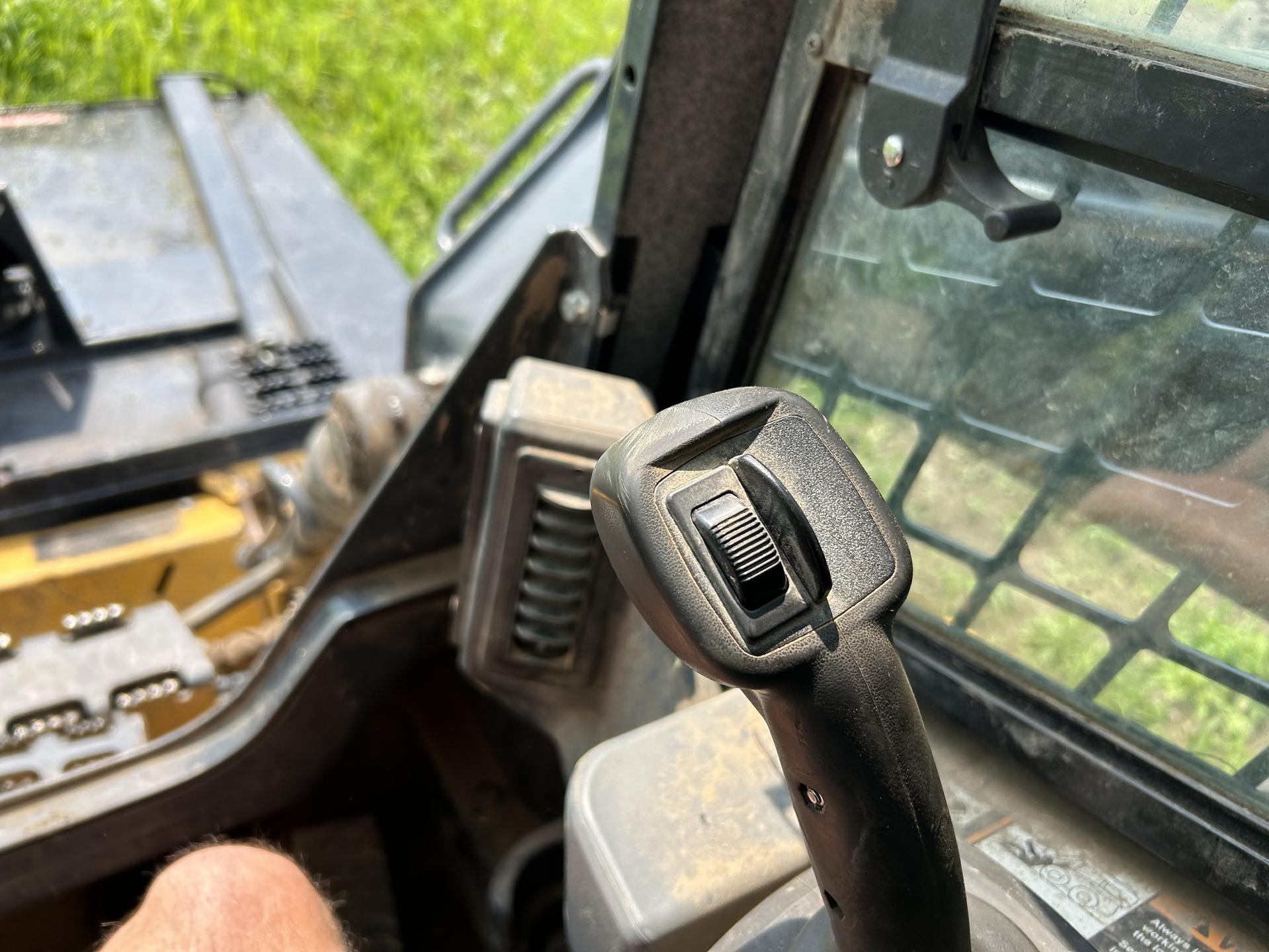 2021 John Deere 333G Image