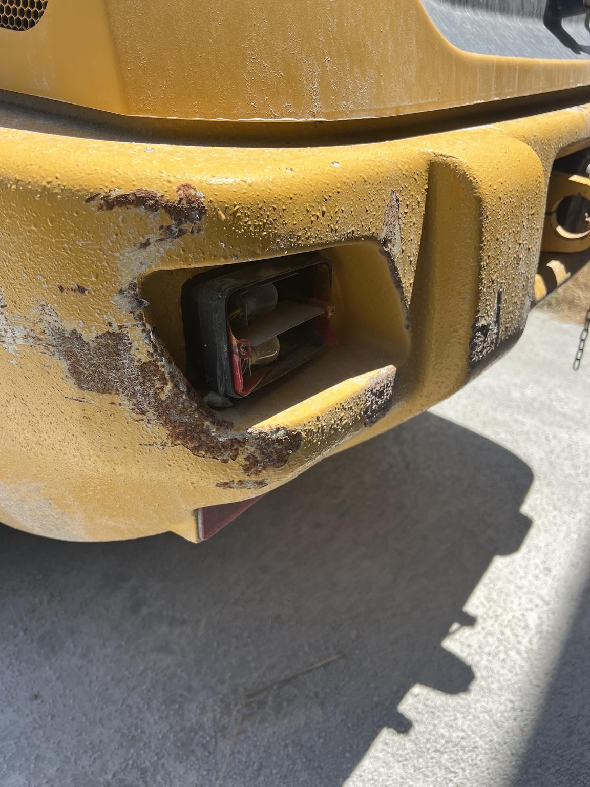 2018 John Deere 204L Image
