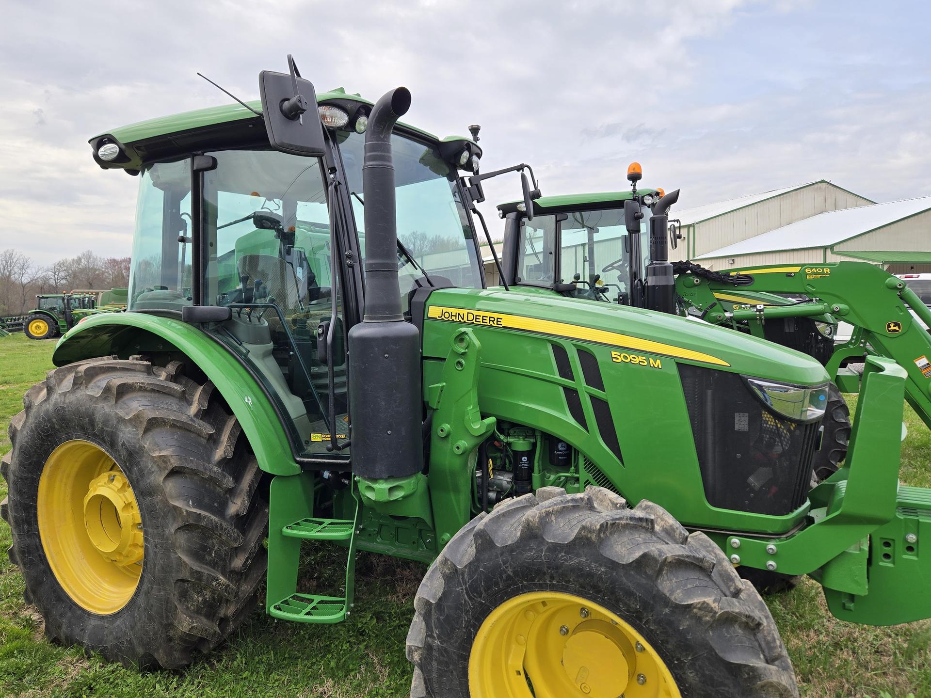 2024 John Deere 5095M Image