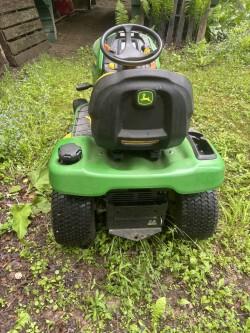2016 John Deere X350 Image