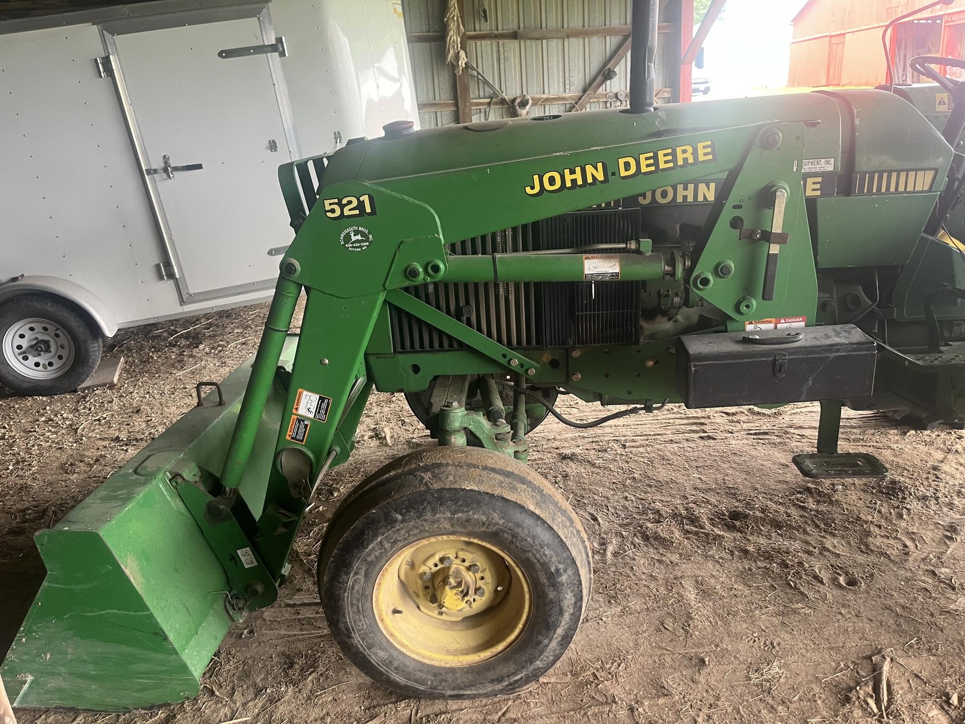 1990 John Deere 2355 Image