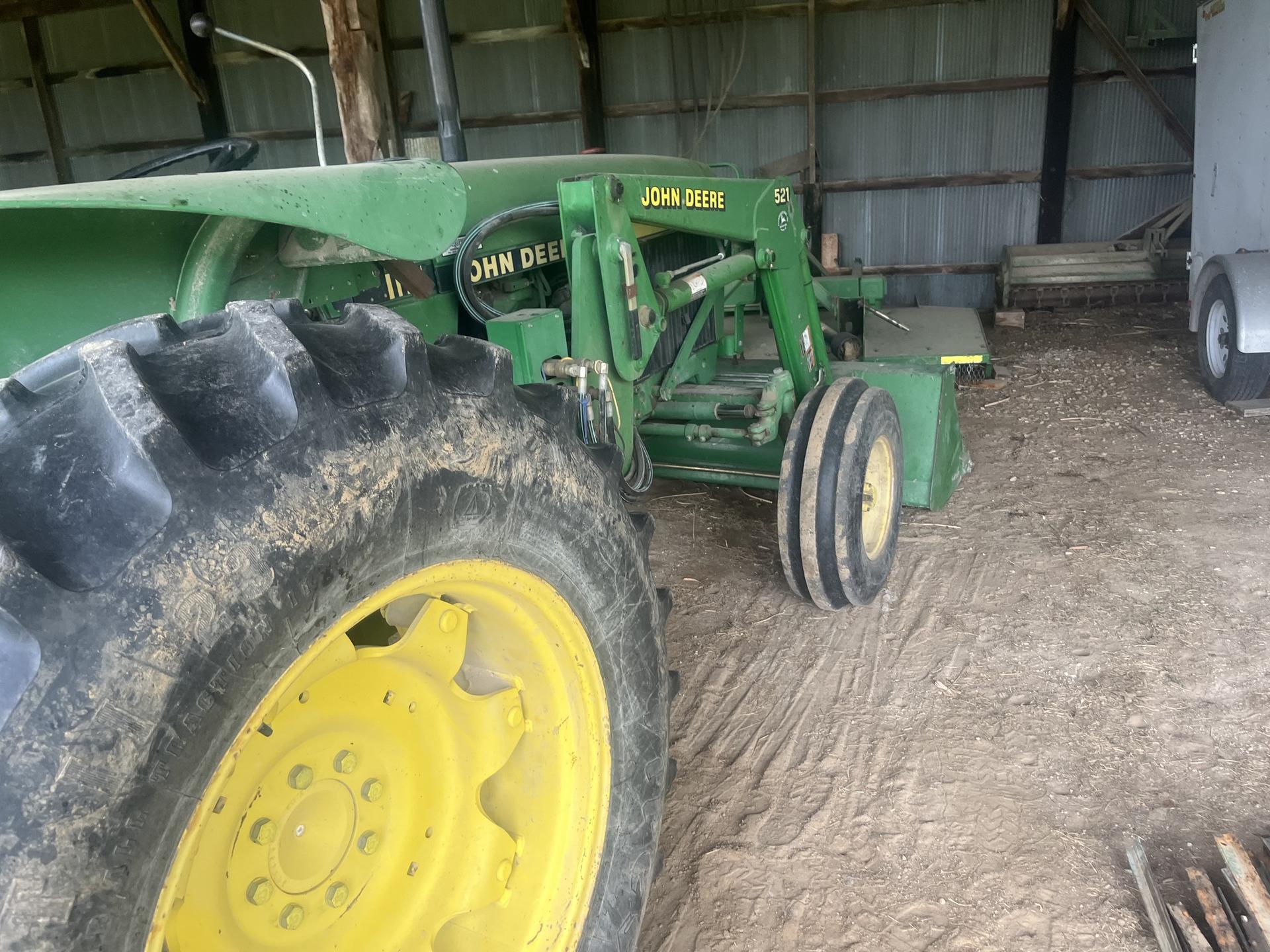 1990 John Deere 2355 Image