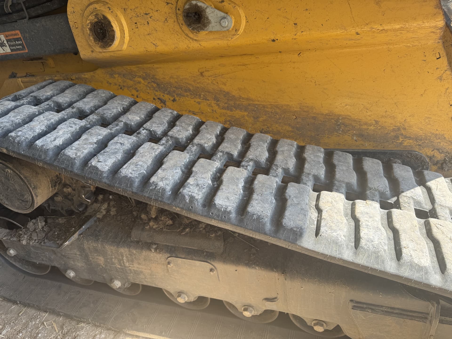 2023 John Deere 331G Image