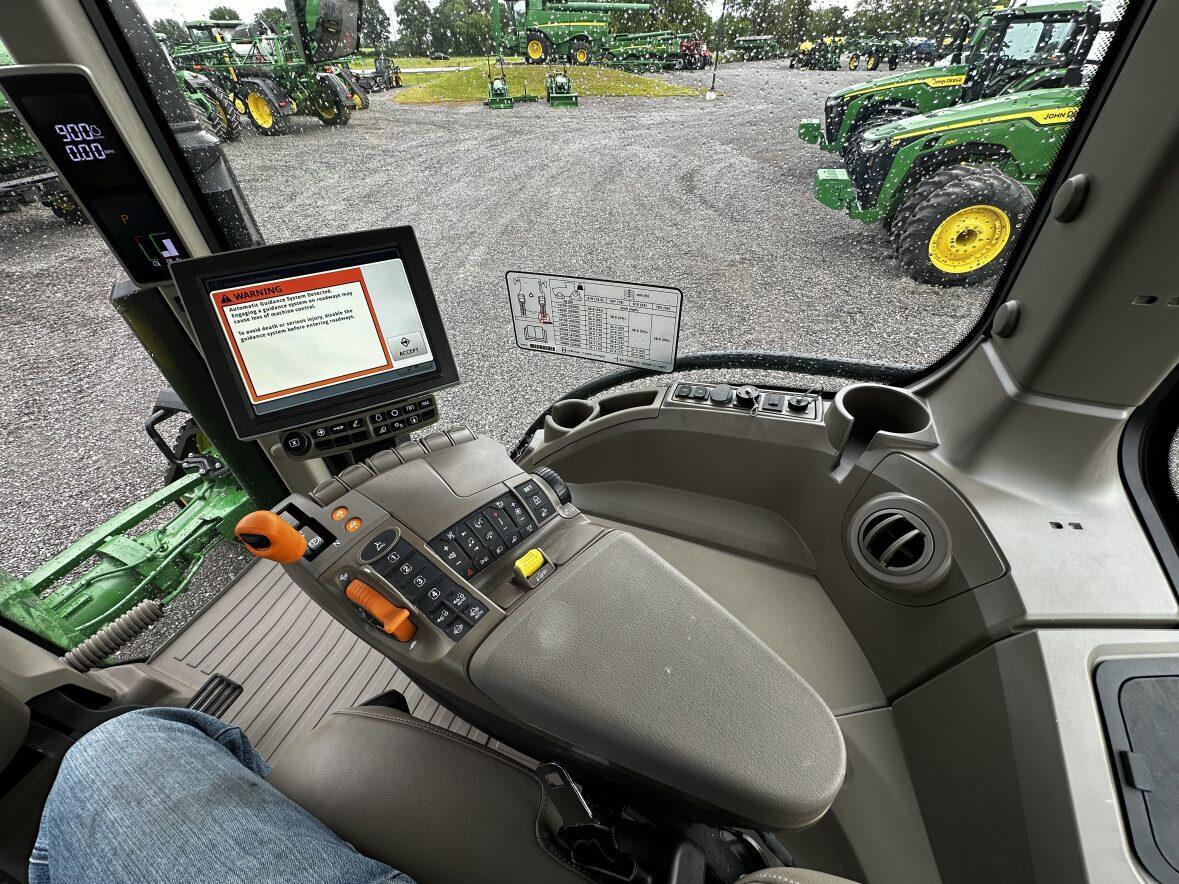 2023 John Deere 8RX 370 Image