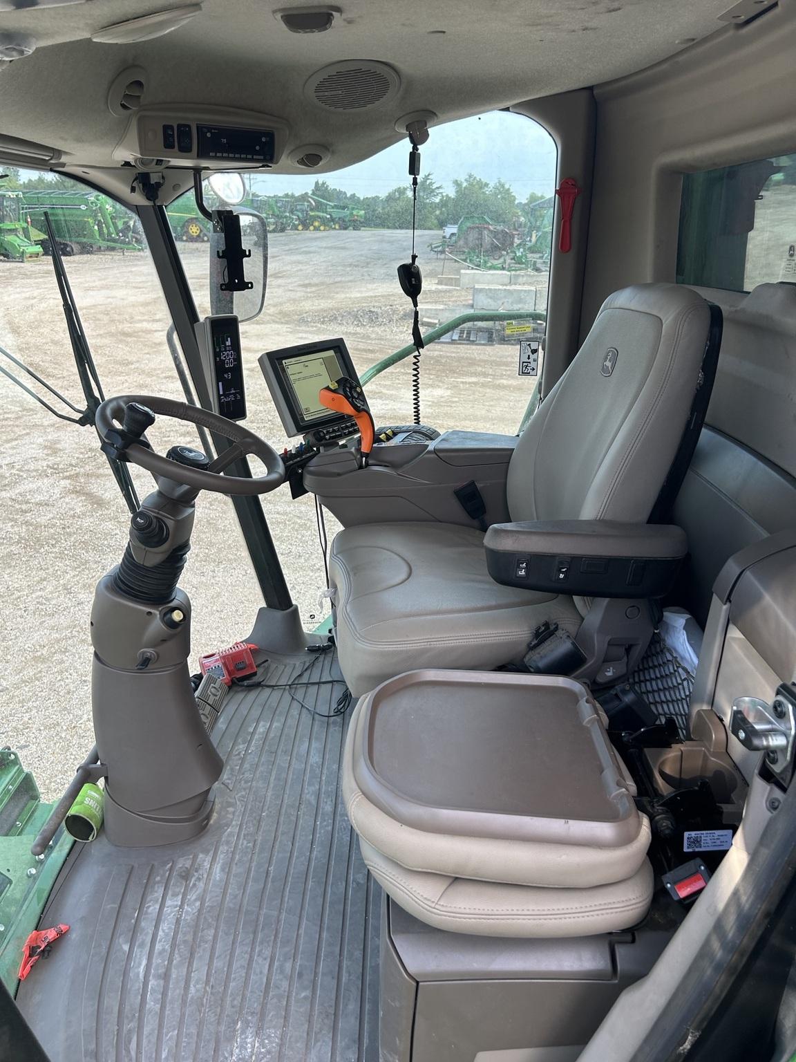 2023 John Deere S790 Image