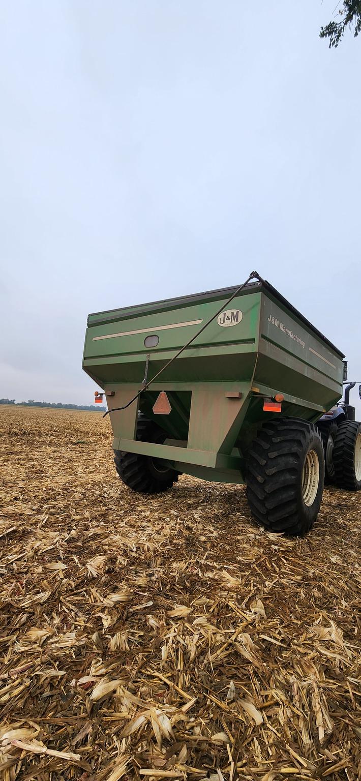 J&M 750 Image