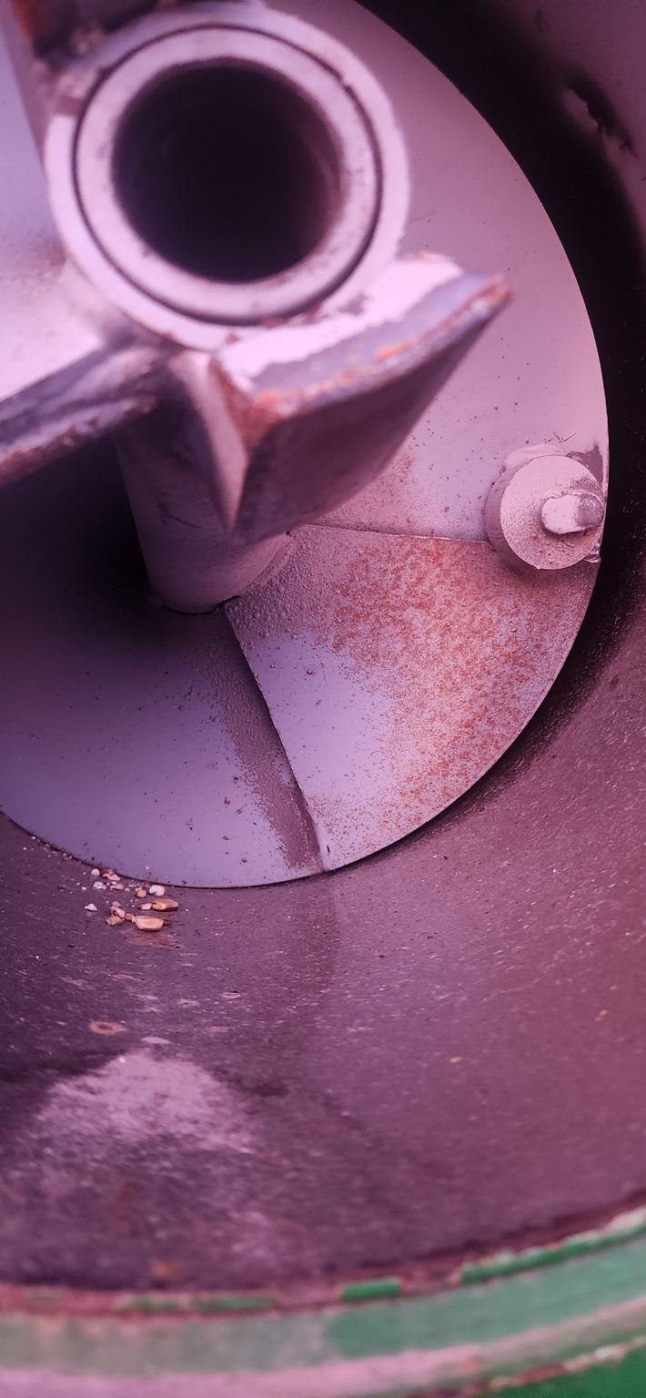 J&M 750 Image