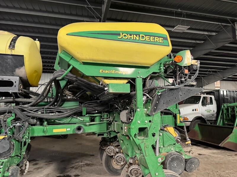 2020 John Deere 1775NT Image