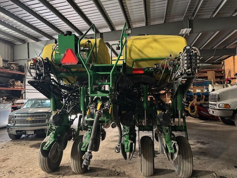 2020 John Deere 1775NT Image