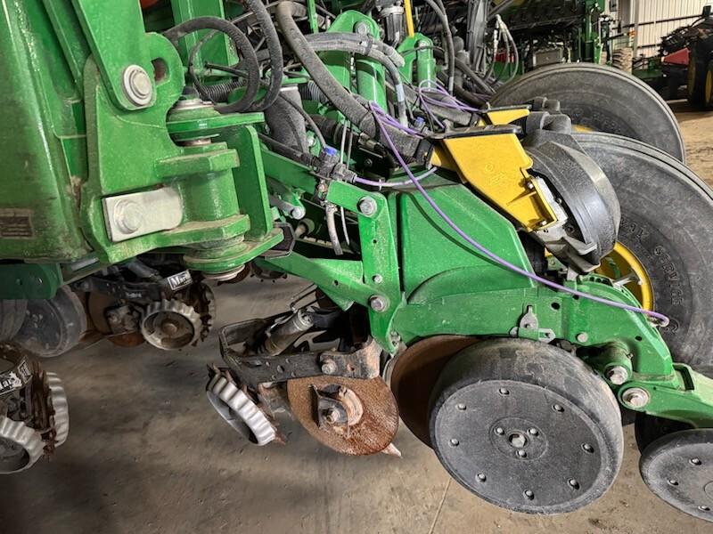 2020 John Deere 1775NT Image