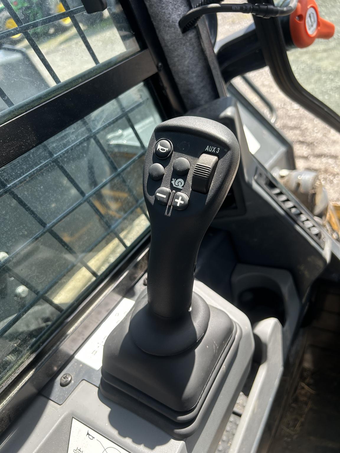 2024 John Deere 333 P Image