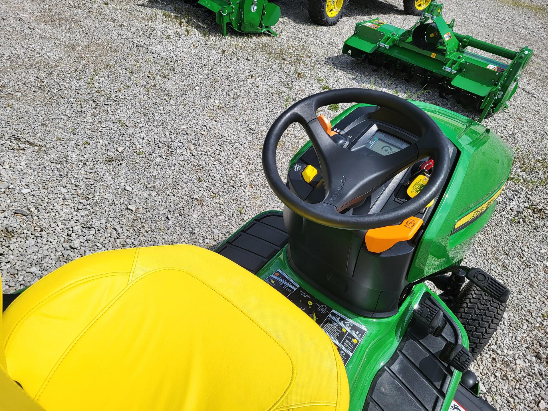 2025 John Deere X370 Image