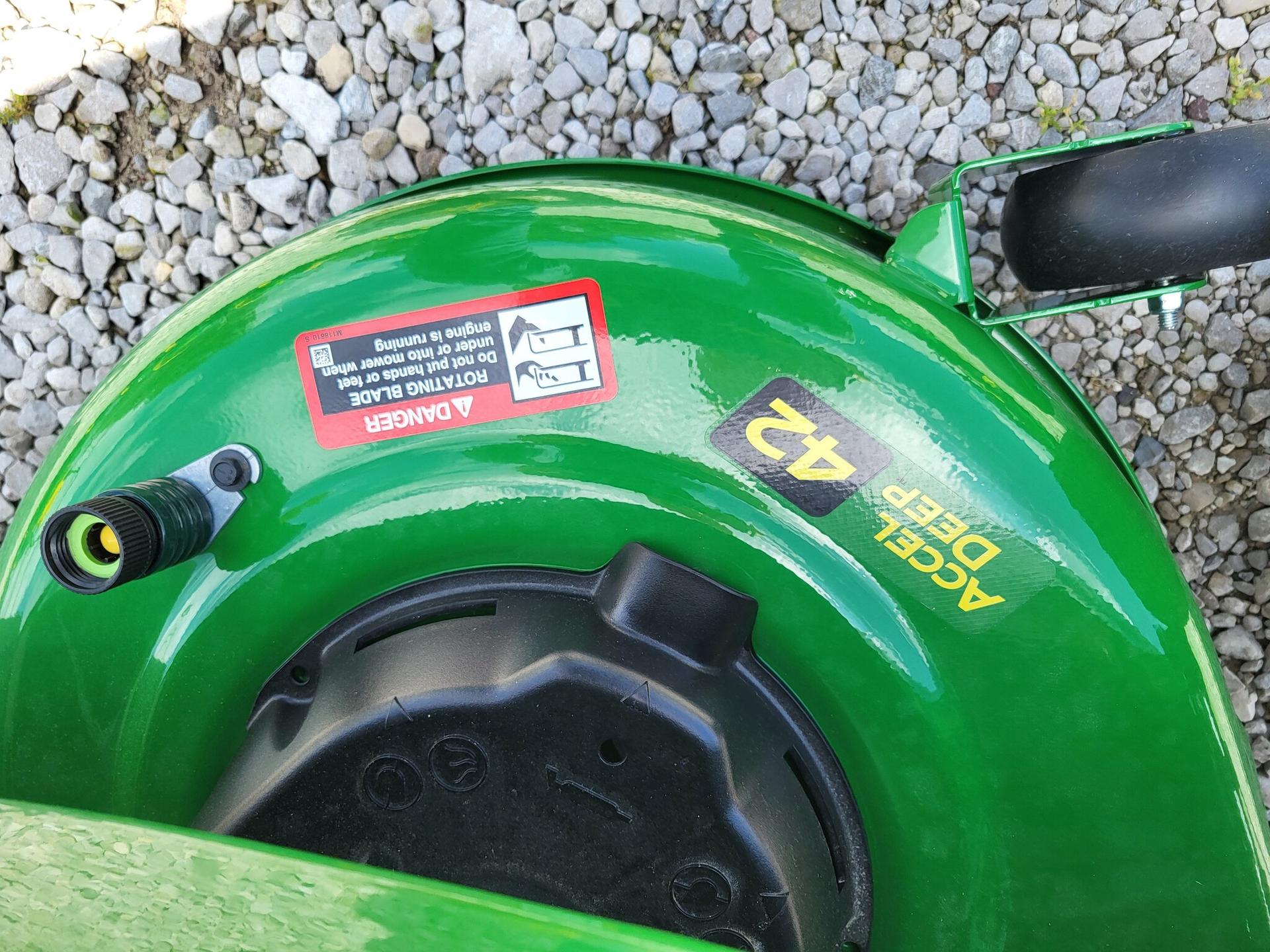 2025 John Deere X370 Image