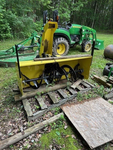 2018 John Deere 2032R Image