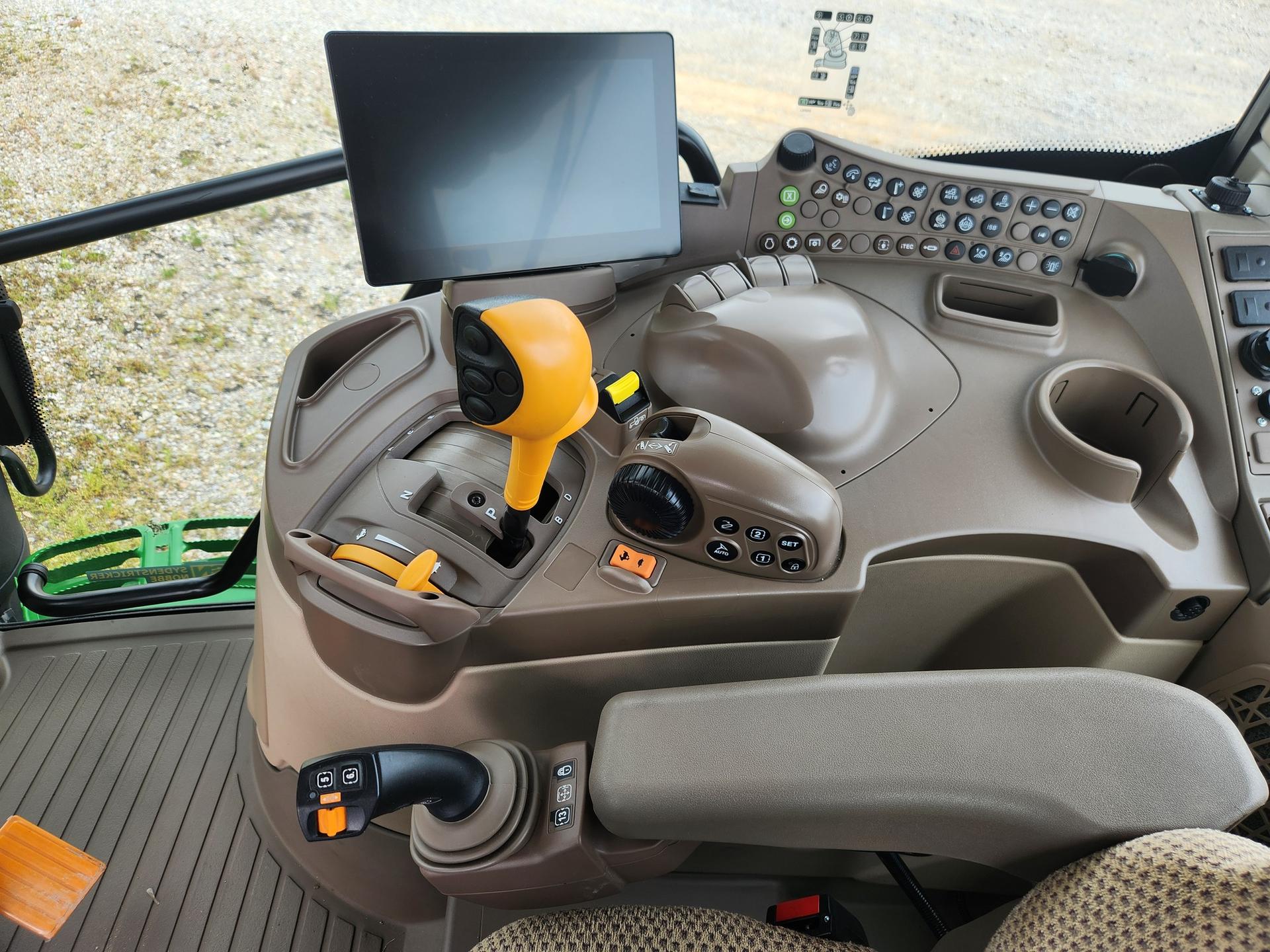 2024 John Deere 6R 145 Image