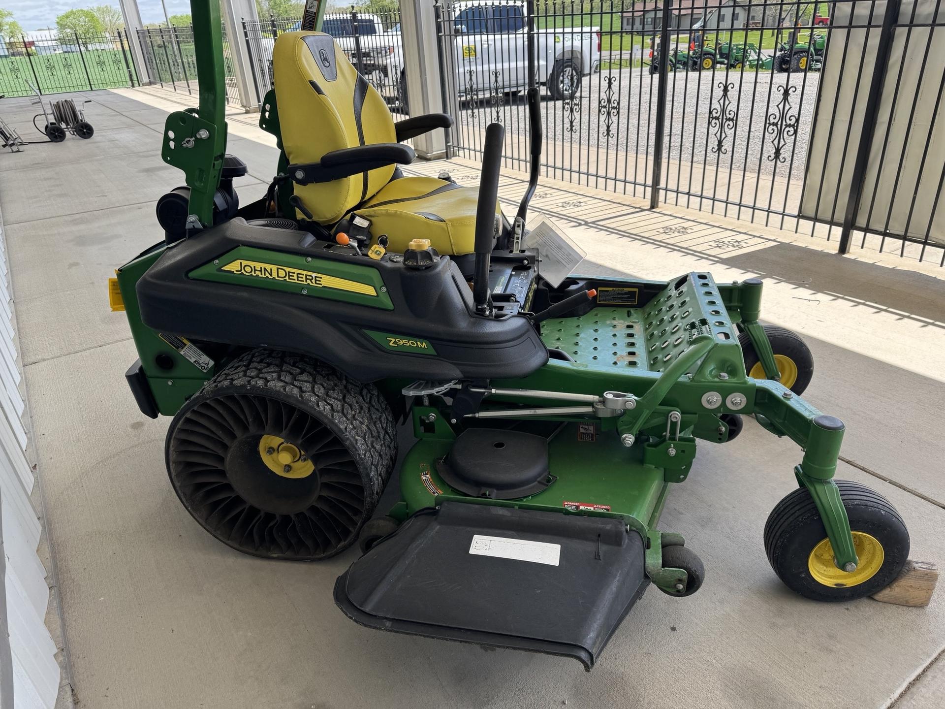 2020 John Deere Z950M Image
