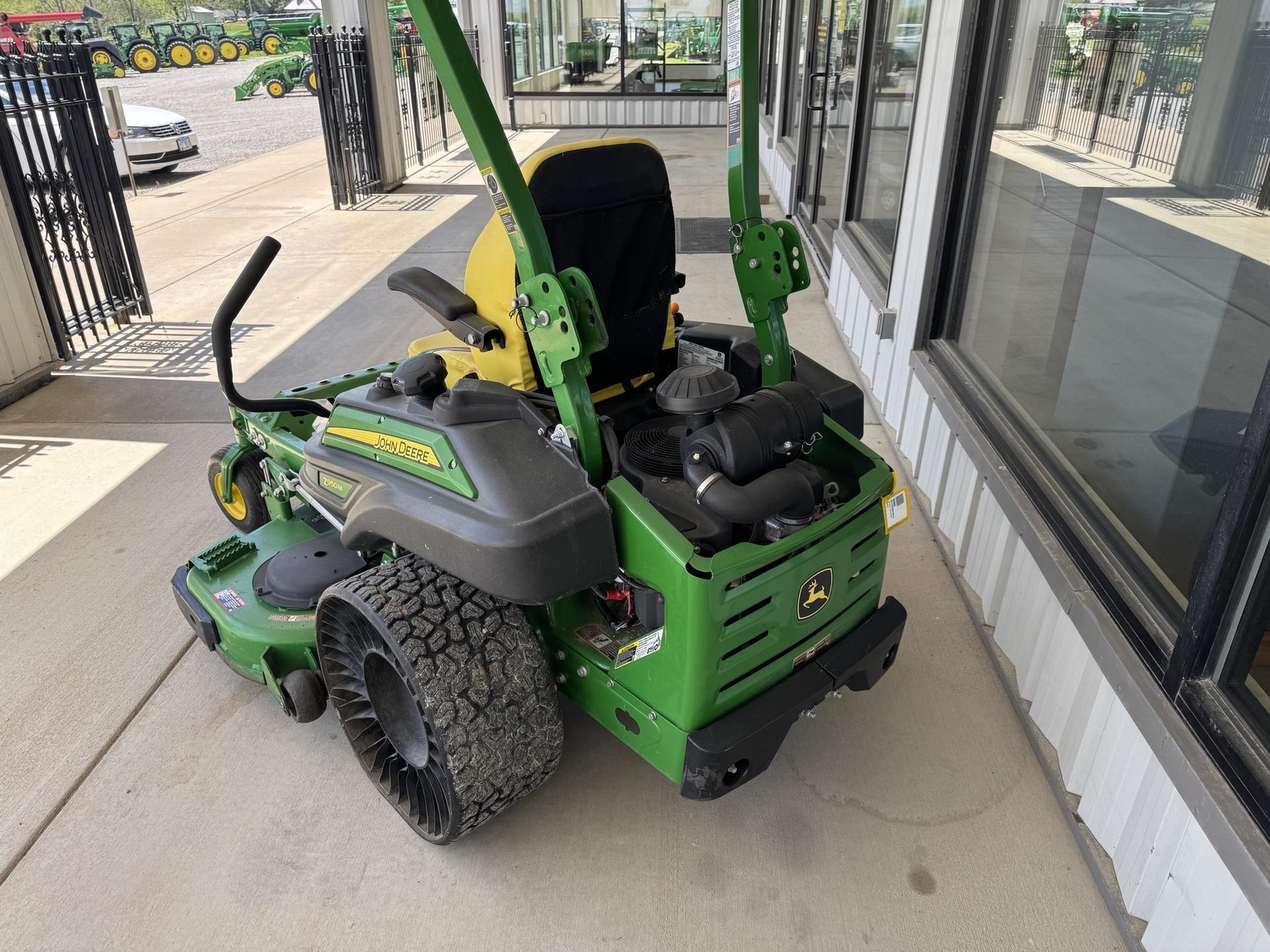 2020 John Deere Z950M Image