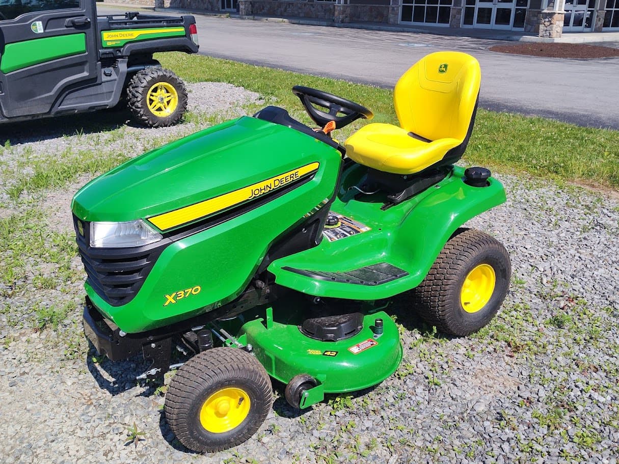 2025 John Deere X370 Image