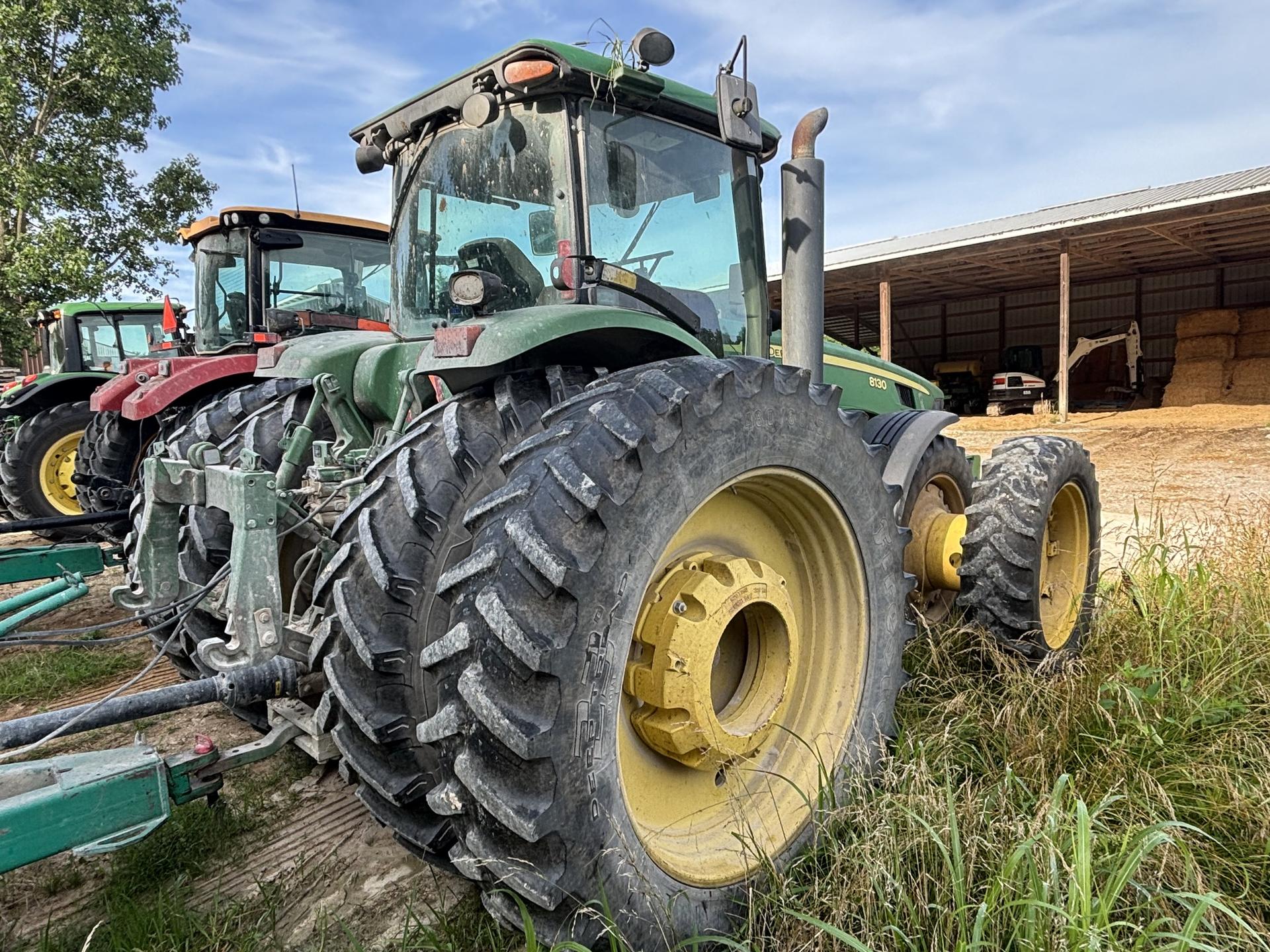 2007 John Deere 8130 Image