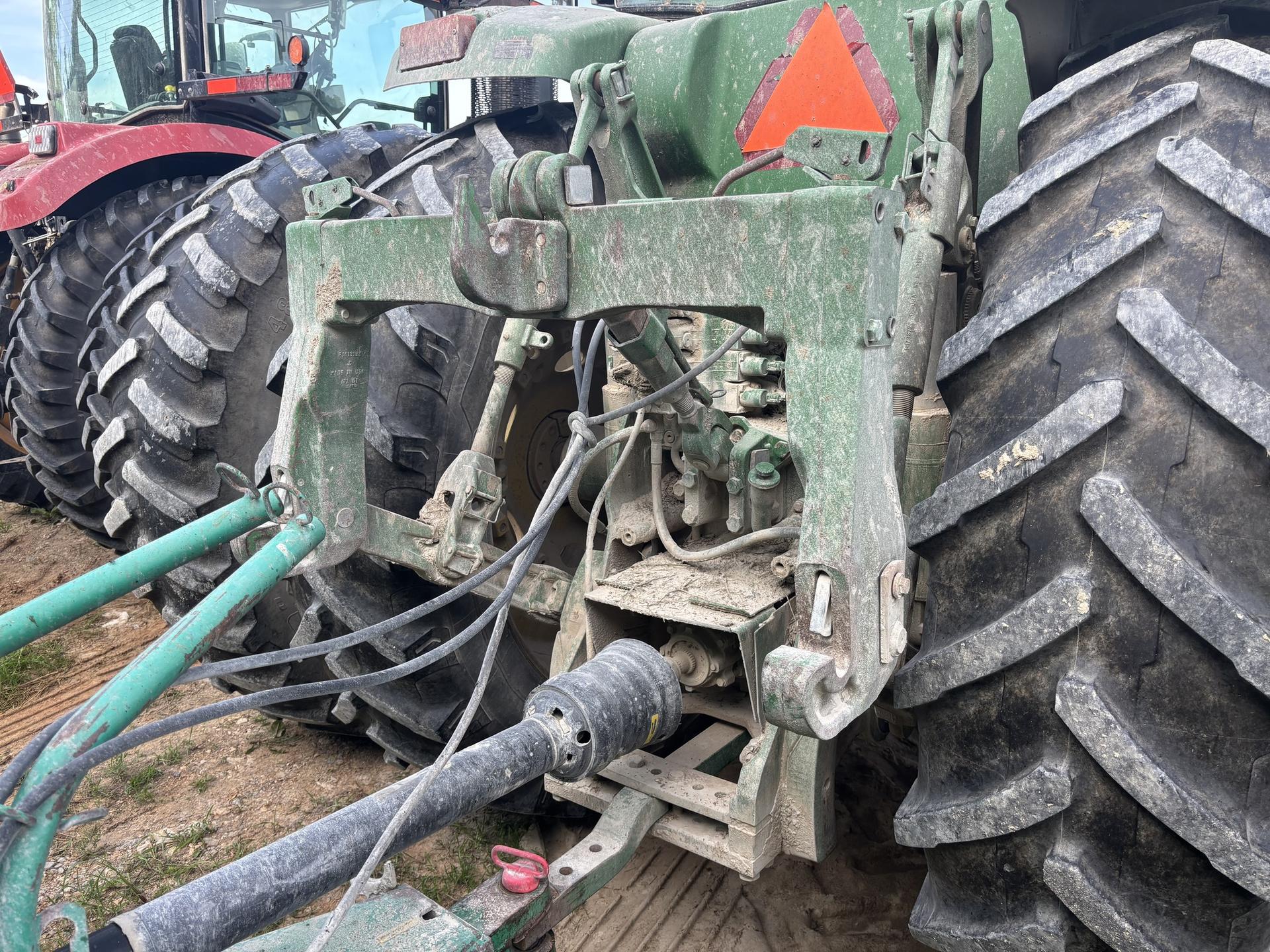 2007 John Deere 8130 Image