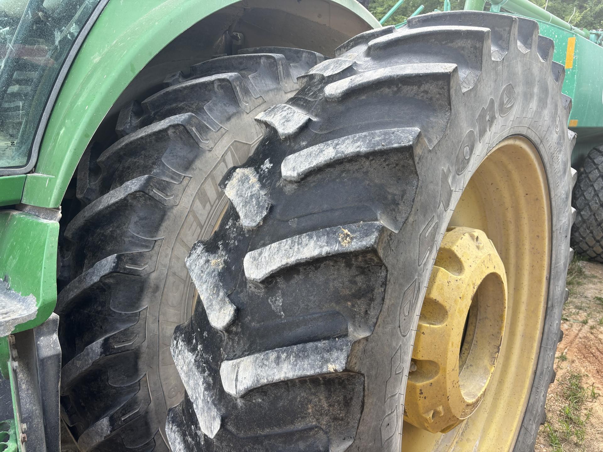 2007 John Deere 8130 Image