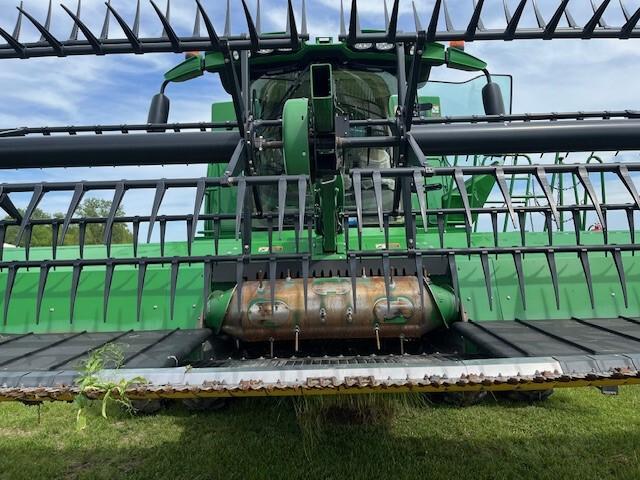 2016 John Deere 640FD Image
