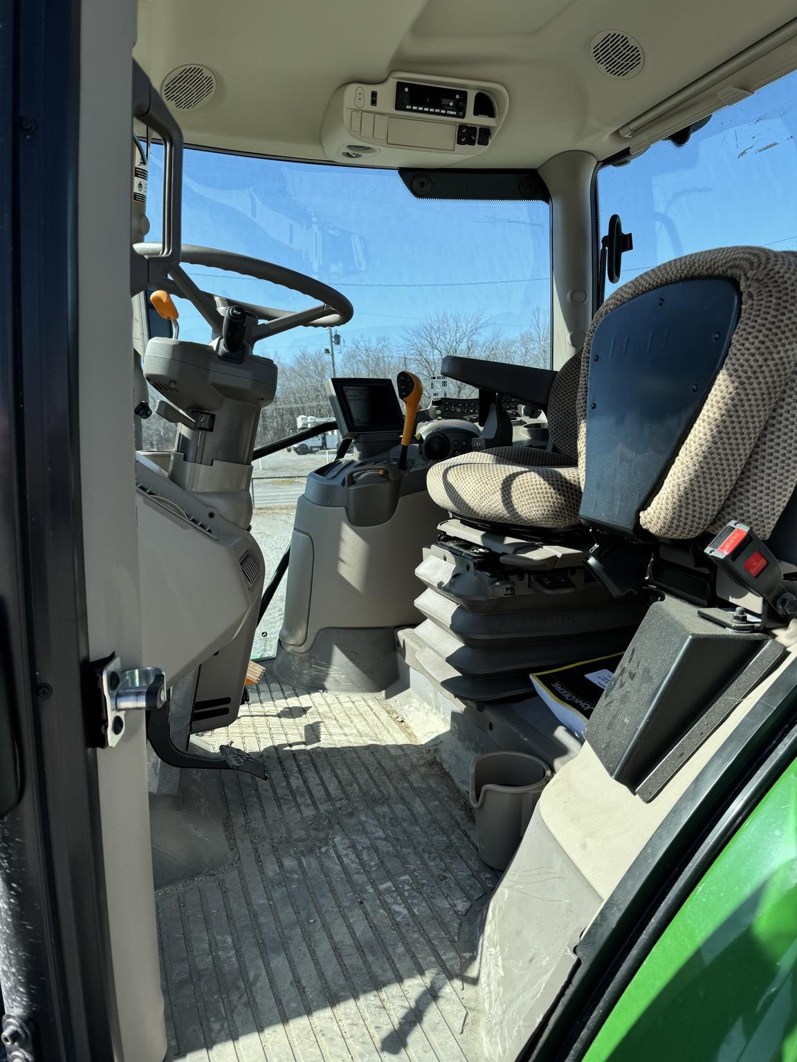 2023 John Deere 6R 175 Image