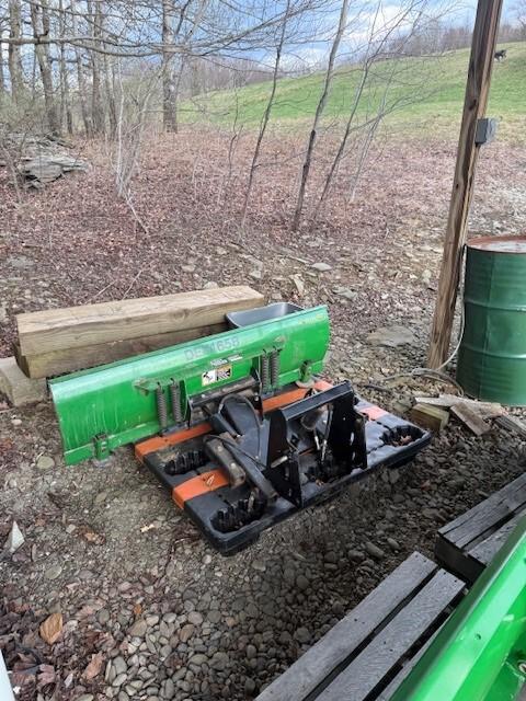 1990 John Deere 322 Image