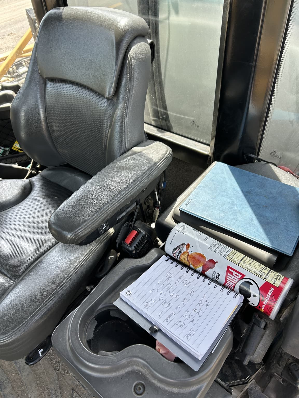 2018 RoGator RG1300B Image
