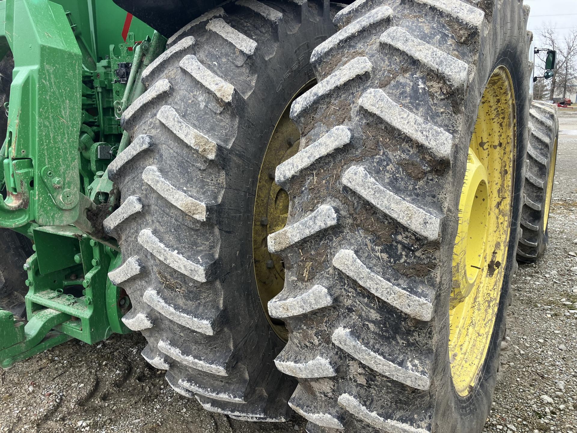 2020 John Deere 8R 370 Image