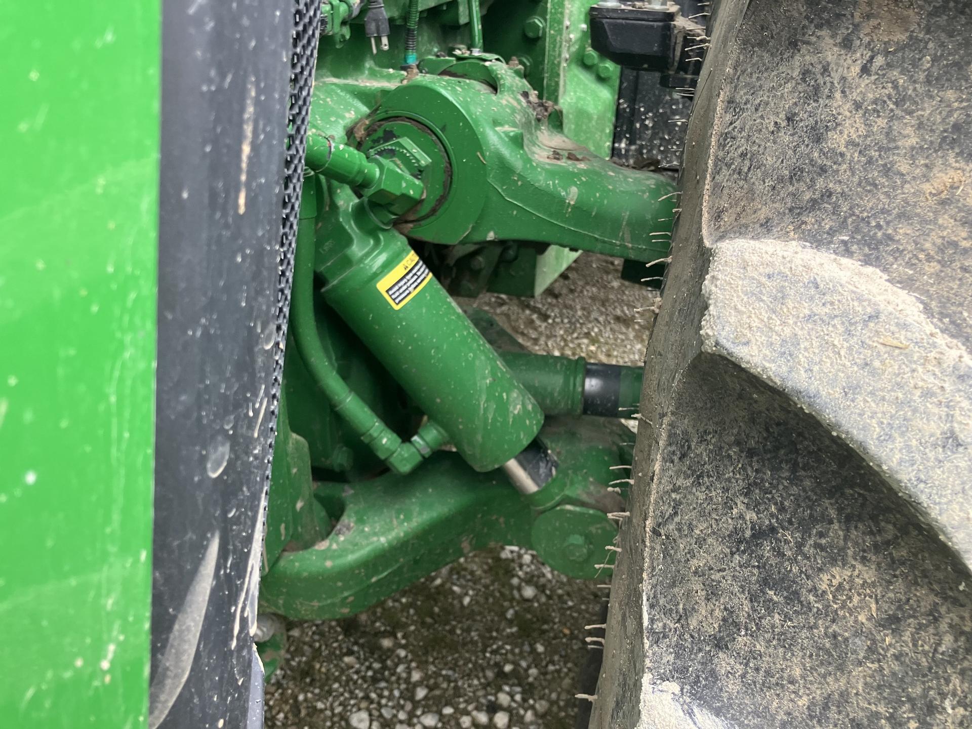 2020 John Deere 8R 370 Image