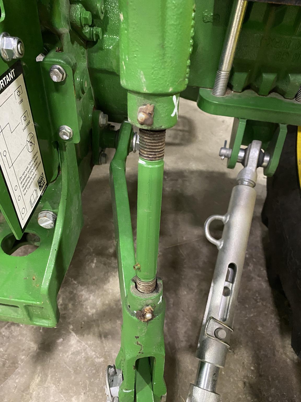 2024 John Deere 5100E Image