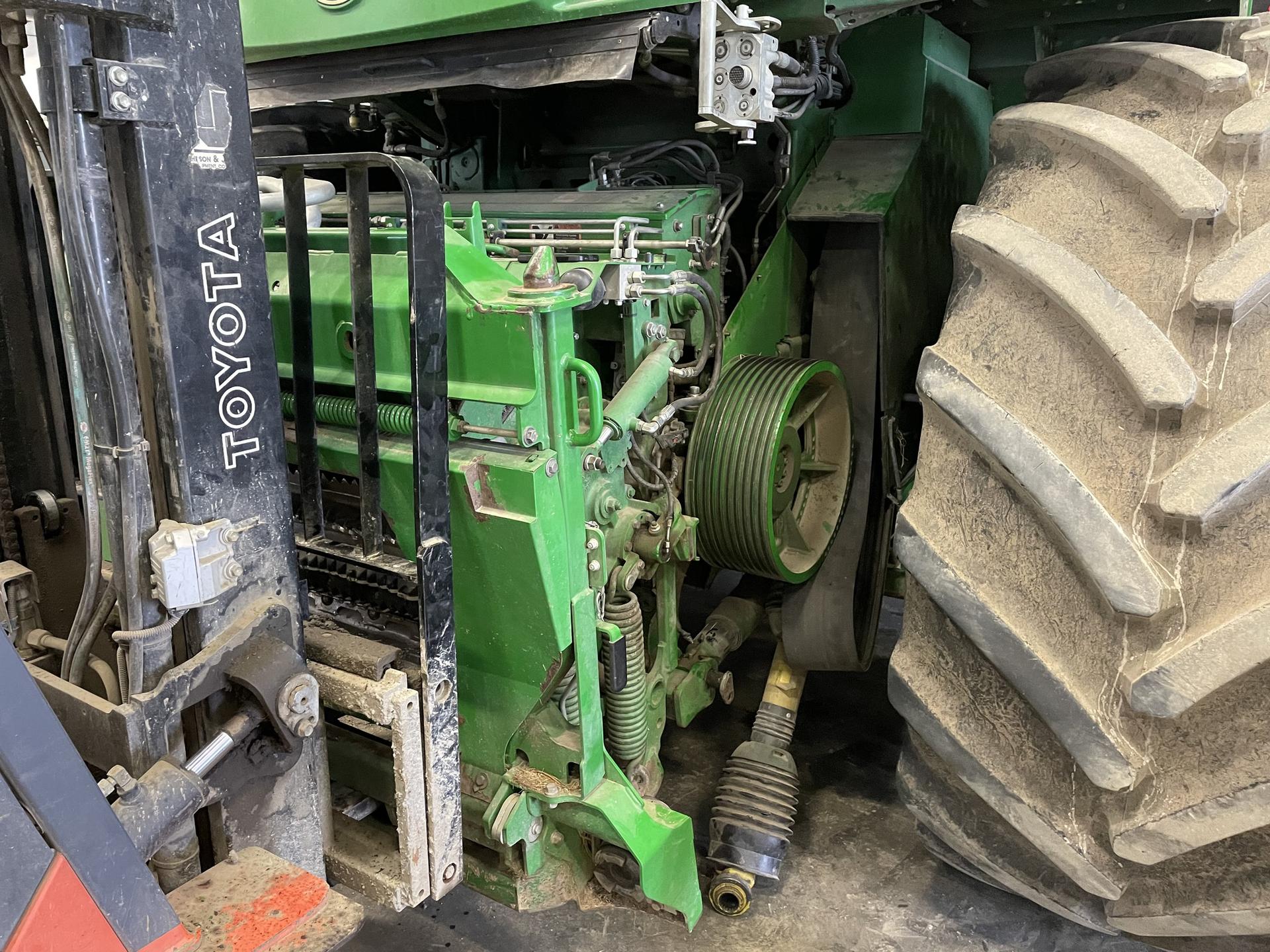 2020 John Deere 9900 Image