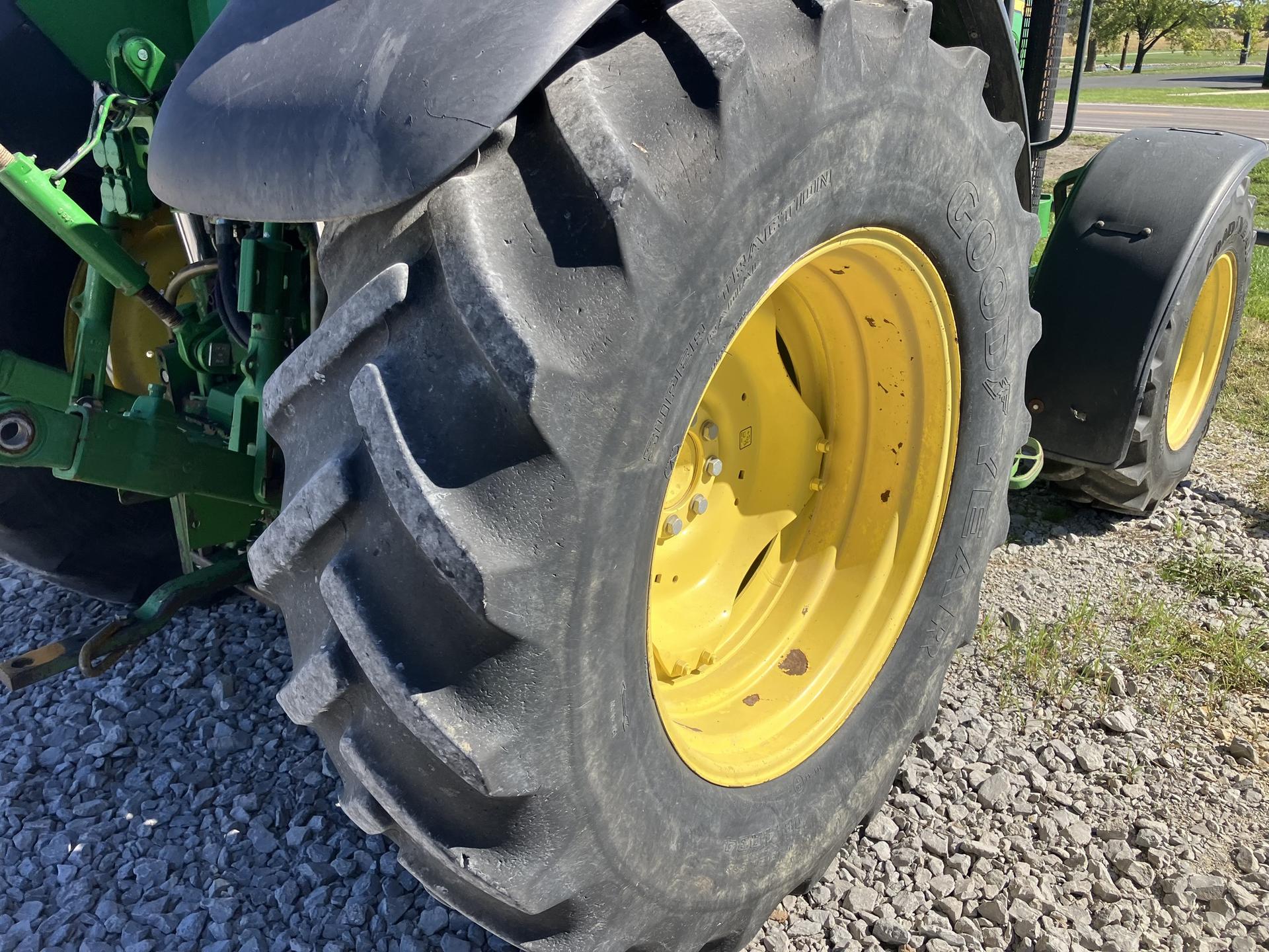 2006 John Deere 6420 Image