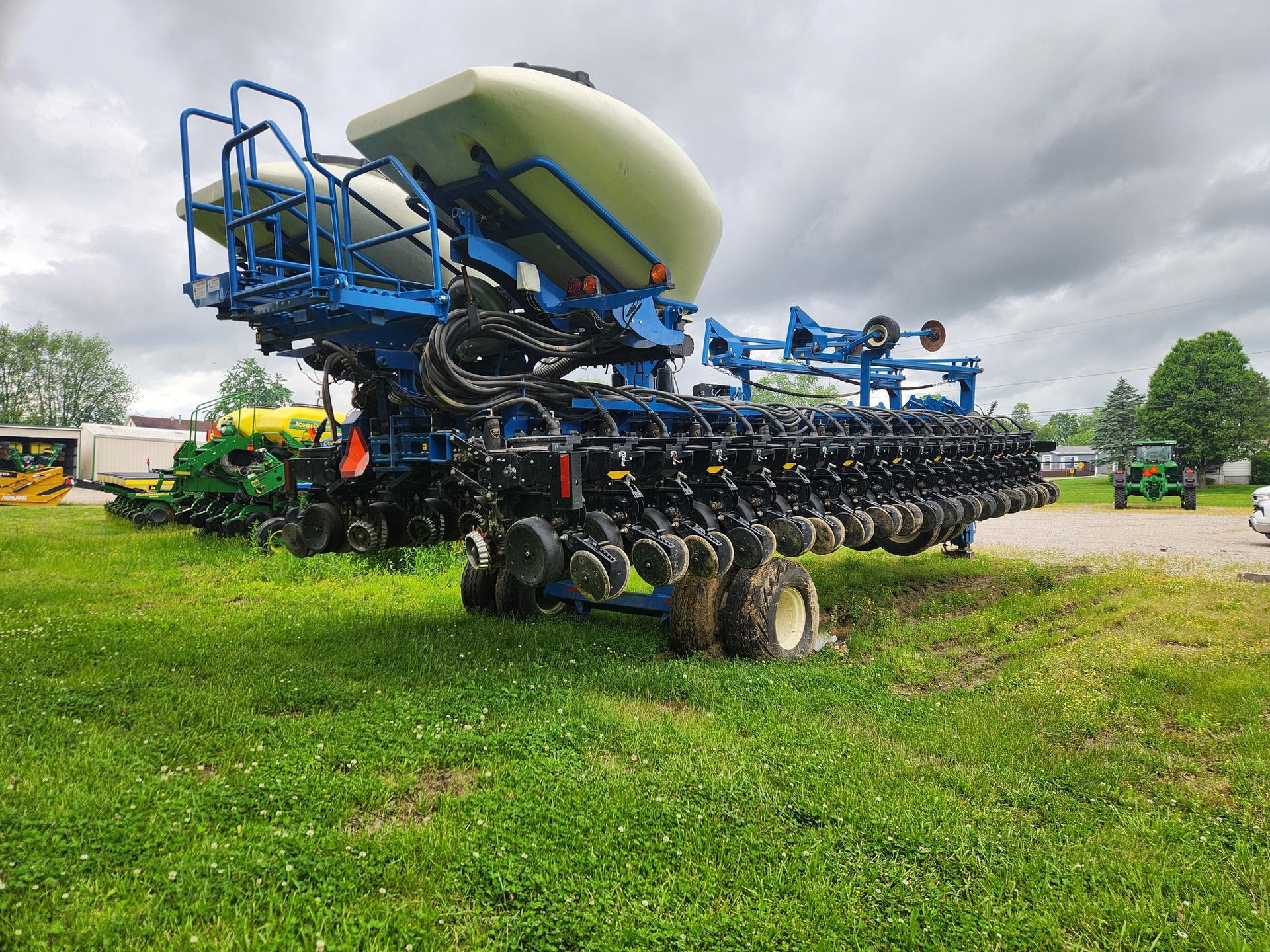 2018 Kinze 3700 Image