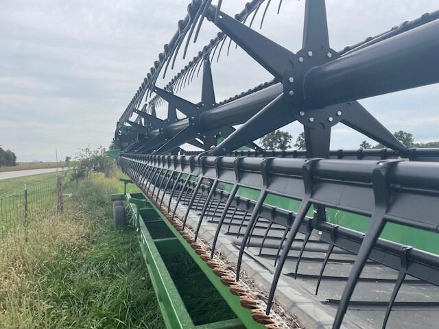 2013 John Deere 640FD Image
