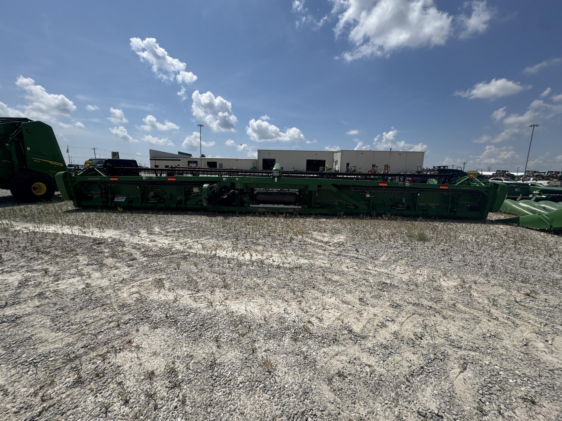 2013 John Deere 640FD Image