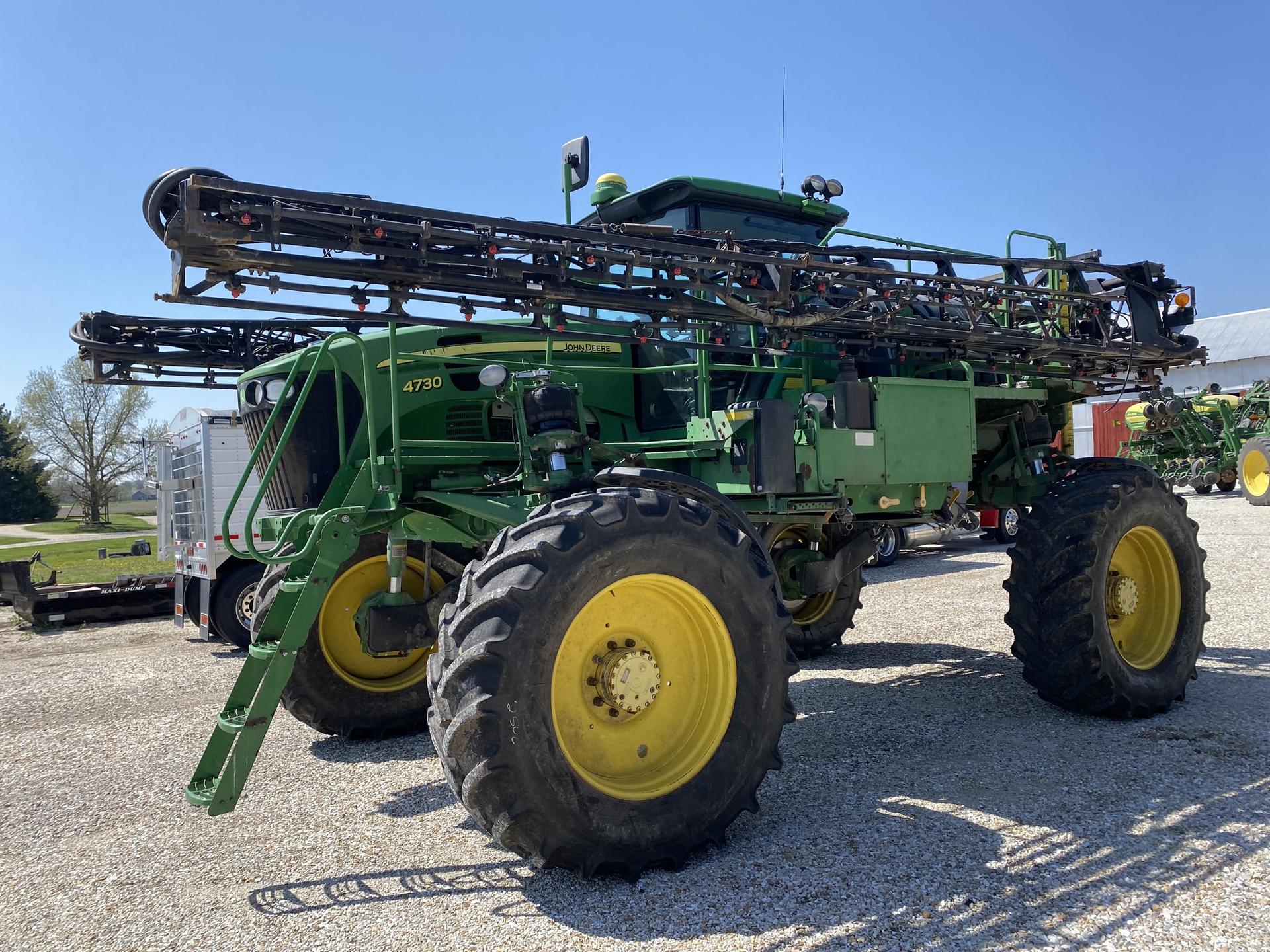 2012 John Deere 4730 Image