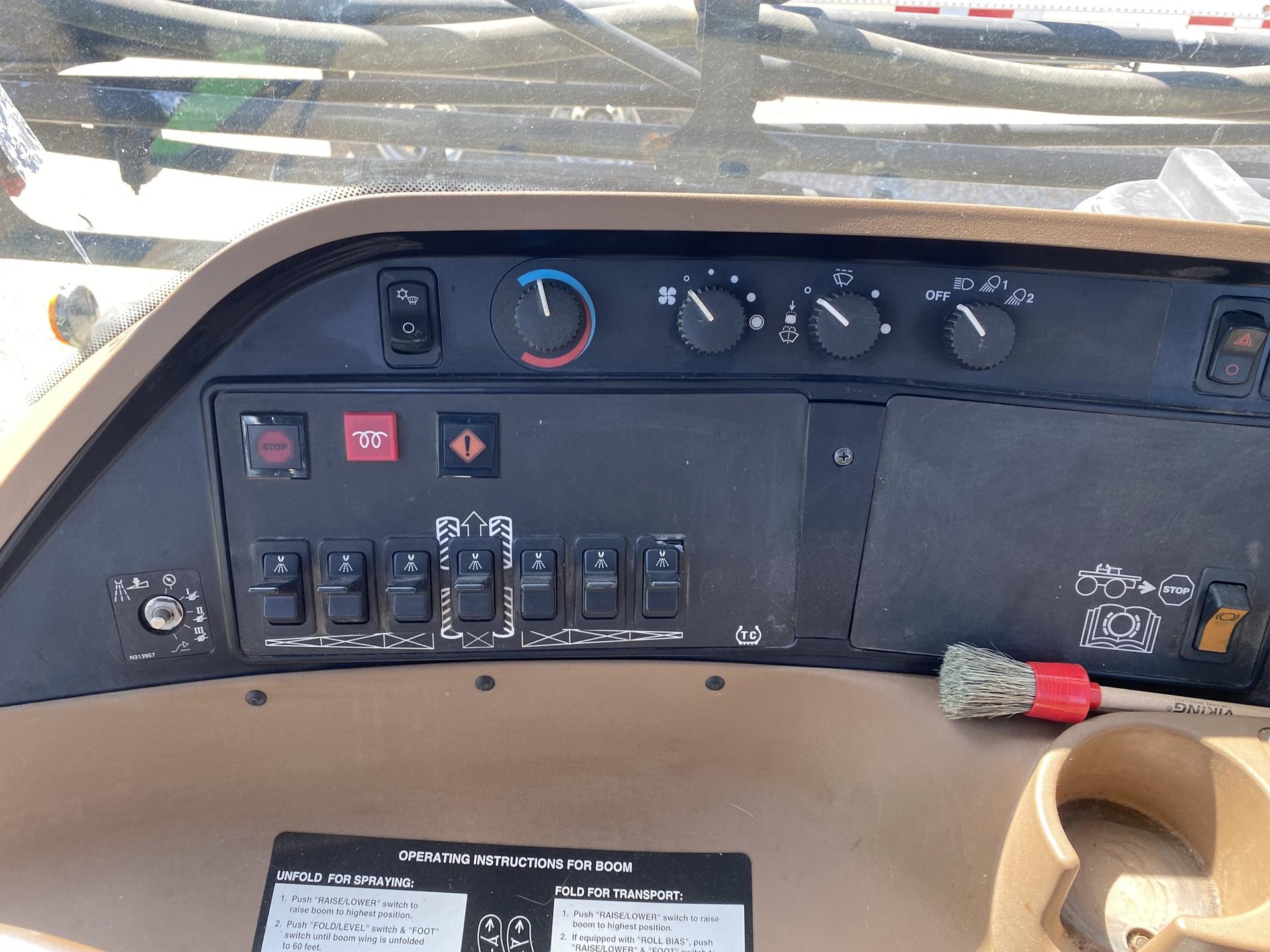 2012 John Deere 4730 Image