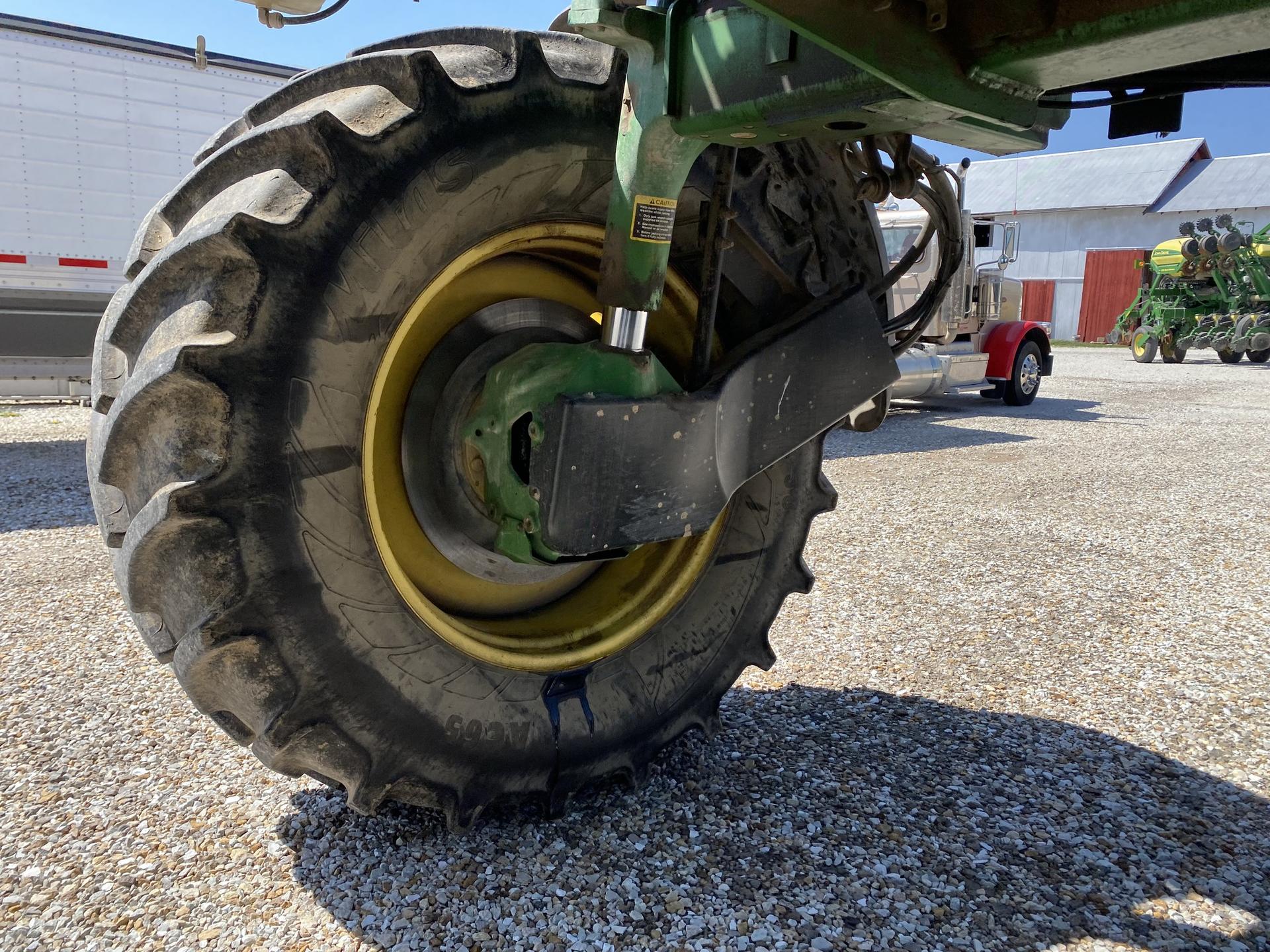 2012 John Deere 4730 Image