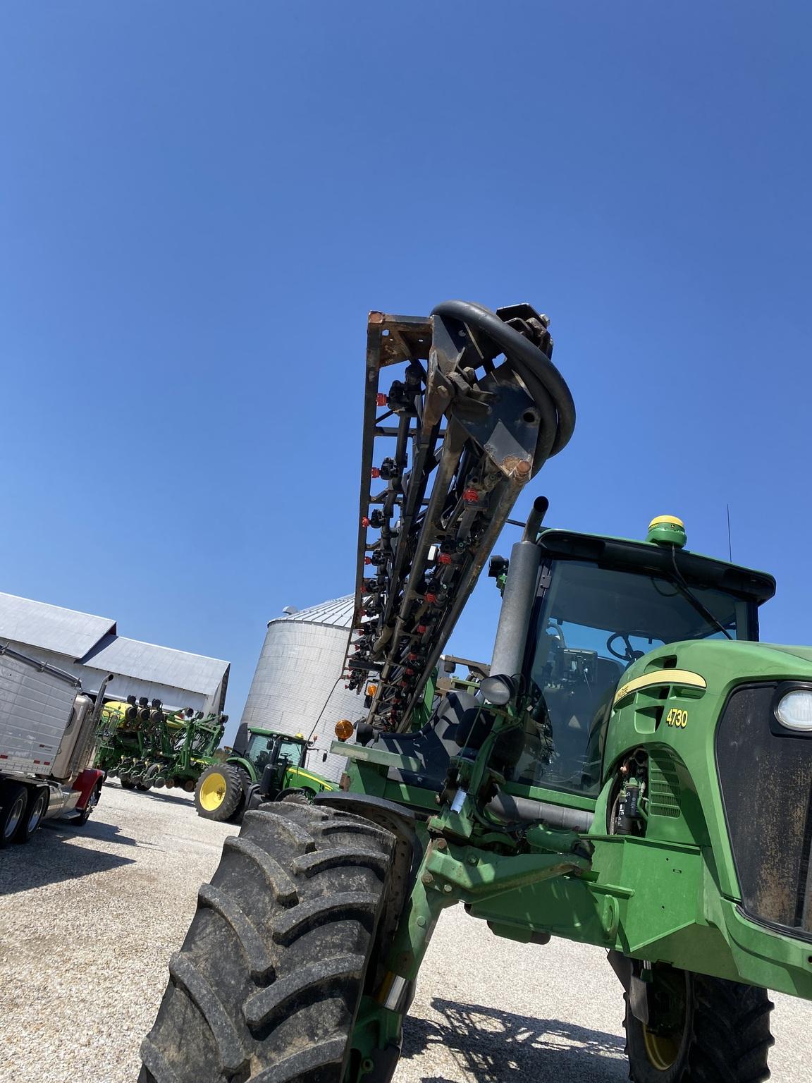2012 John Deere 4730 Image