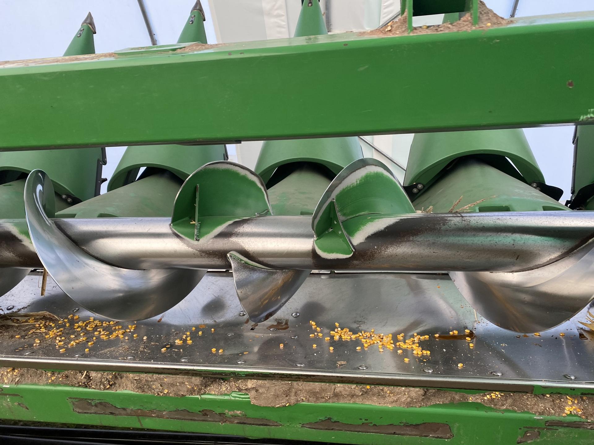 2016 John Deere 612FC Image